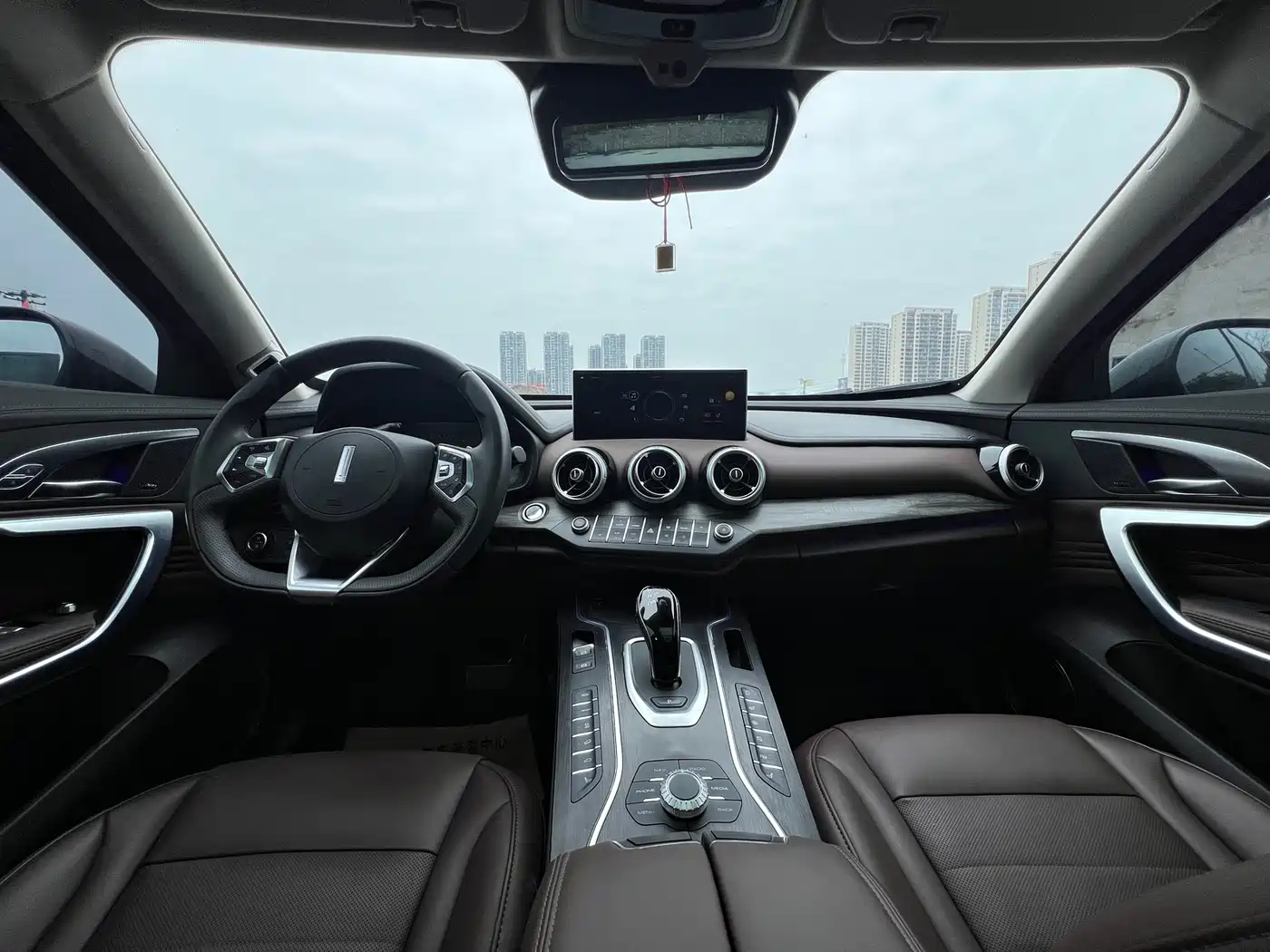 WEI PAI WEI BRAND VV7