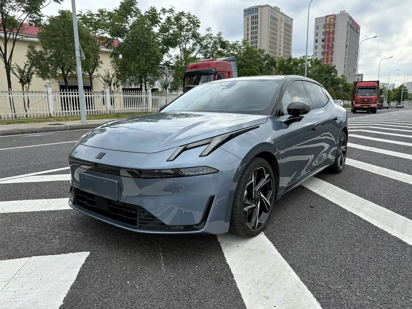 Lynk & Co 07 EM-P 2024