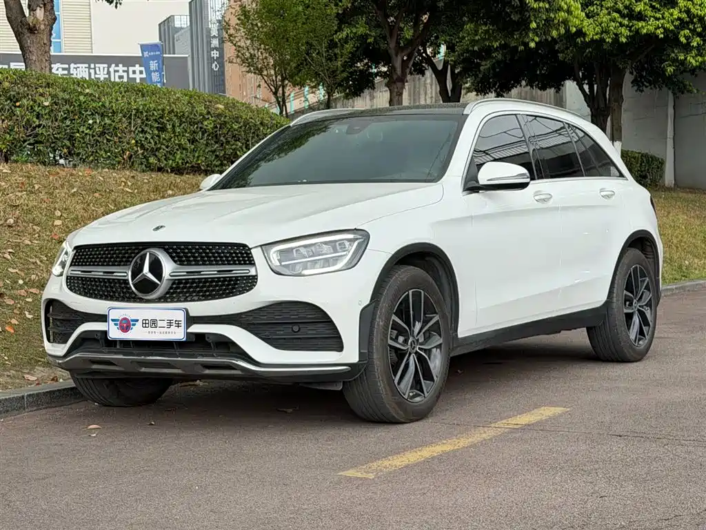 MERCEDES-BENZ GLC