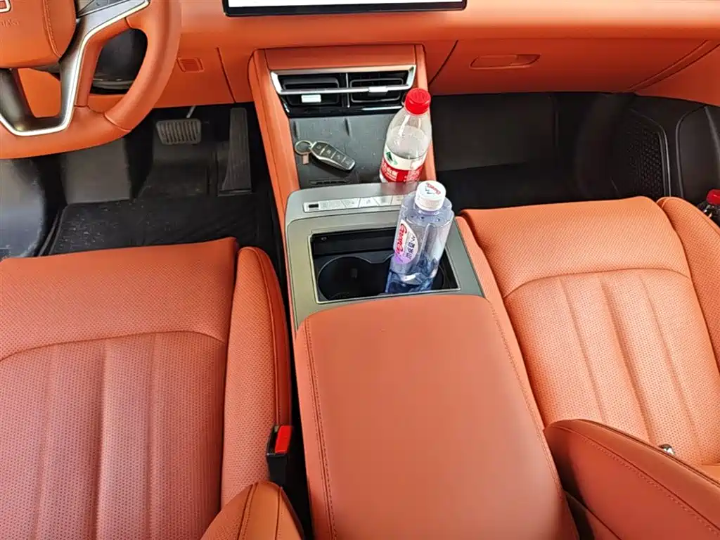 BYD Tang L 2025 DM 175KM Drone Player Edition фото 14
