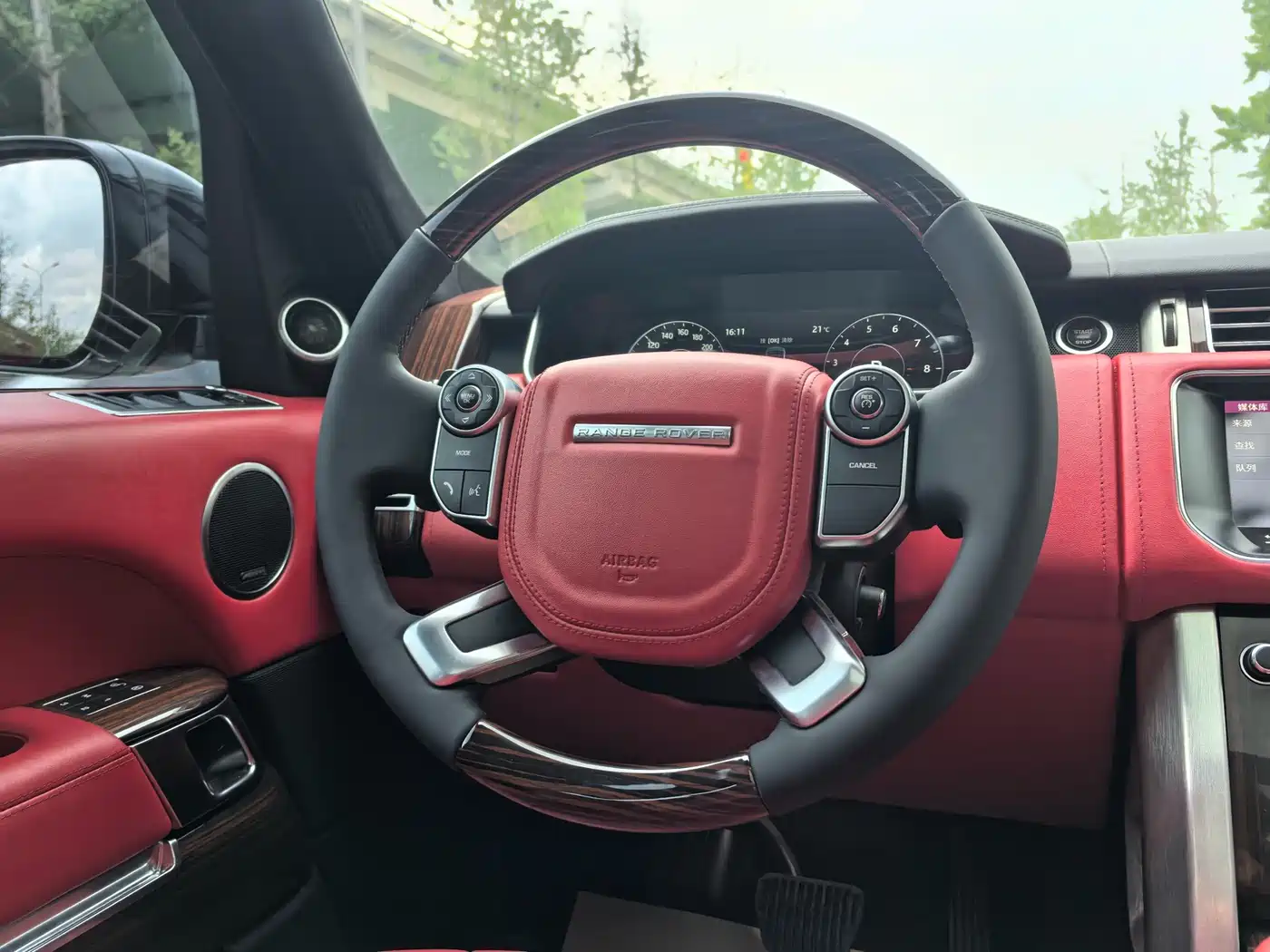 Land Rover Range Rover 2017 3.0 SC V6 Vogue фото 7