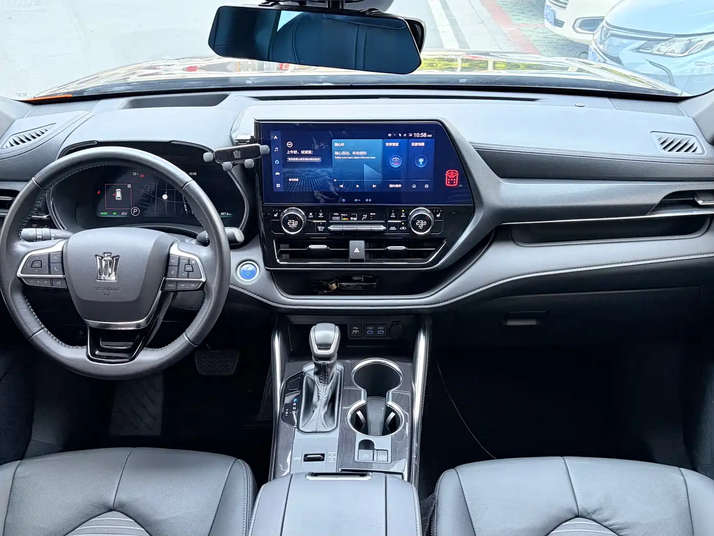 Toyota Crown Kluger 2021 2.5L HEV 4WD Premium фото 9