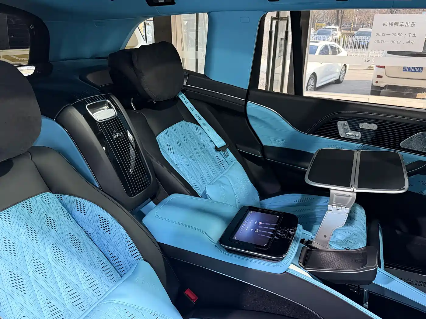 Mercedes-Benz GLS фото 12