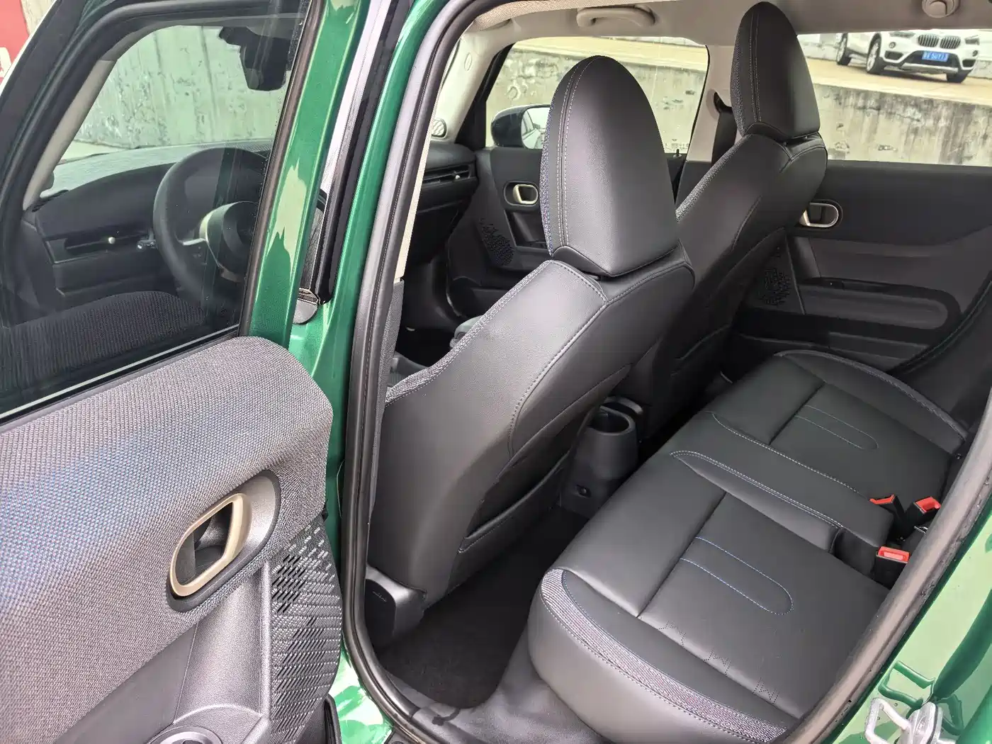 MINI 2025 1.5T COOPER Classic 5-Door фото 9