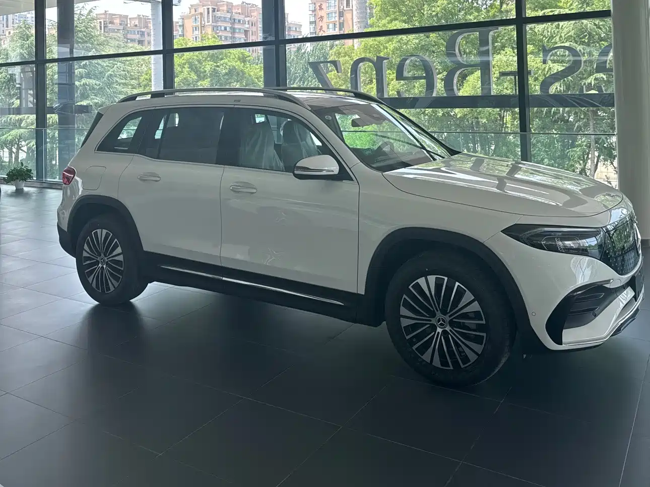 Mercedes-Benz EQB 2025 EQB 260 фото 3