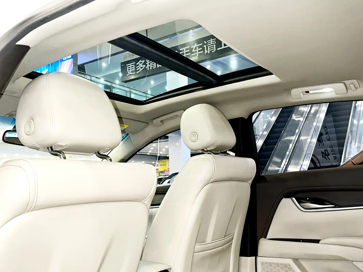 Cadillac XTS 2016 28T Technology фото 13