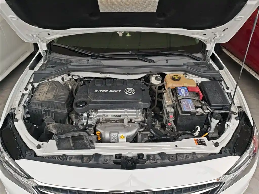 Фото 20 - Buick Excelle