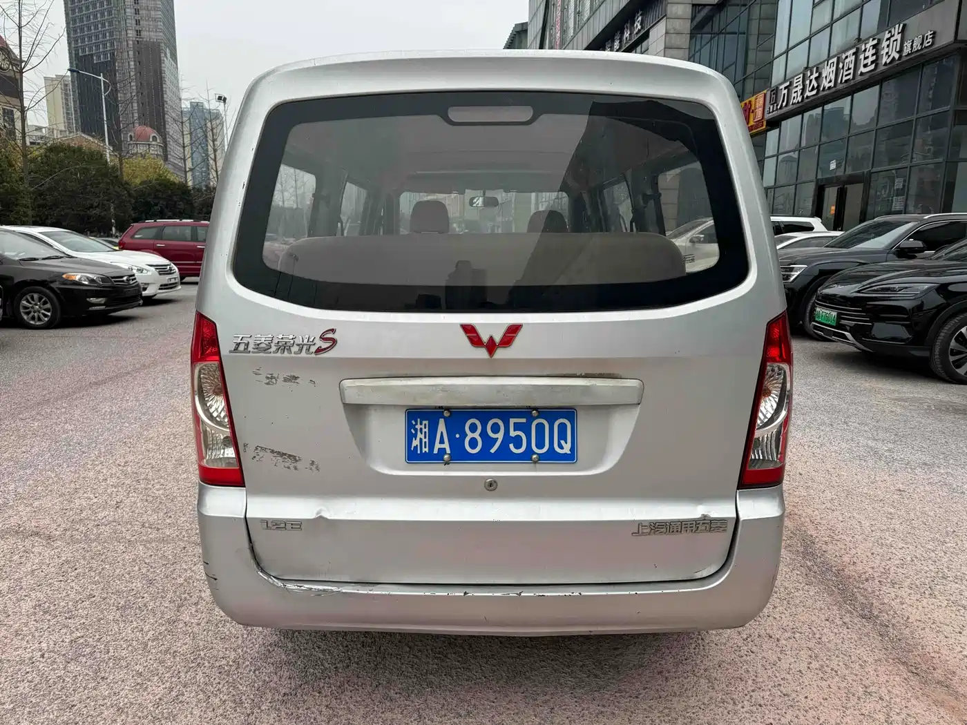 Wuling Motors Wuling Rongguang 2014 2014 1.2L S Base Model