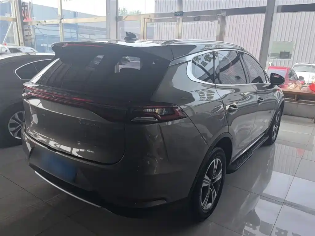 BYD Tang 2018 2.0T Automatic Smart Connection Delight Edition 7-Seater China V фото 7