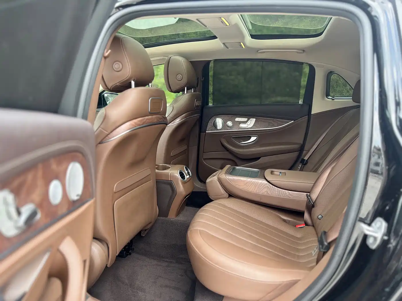 Mercedes-Benz E-Class 2020 Facelift E 300 L Exclusive фото 5