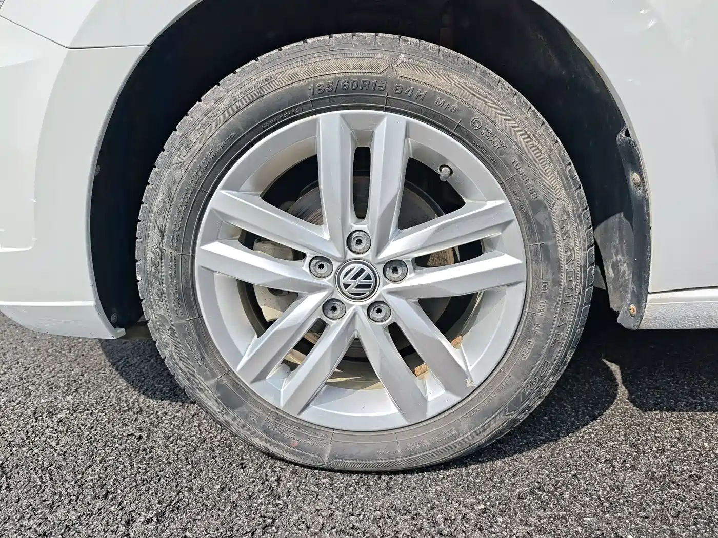 Volkswagen Jetta 2019 Dream Edition 1.5L Auto Fashion фото 14