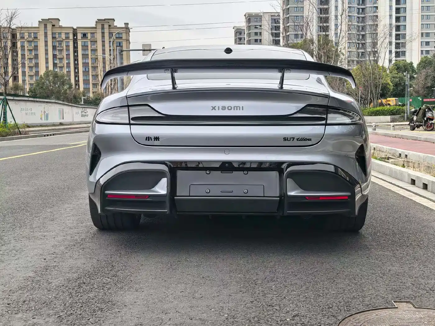 XIAOMI CAR XIAOMI SU7 ULTRA