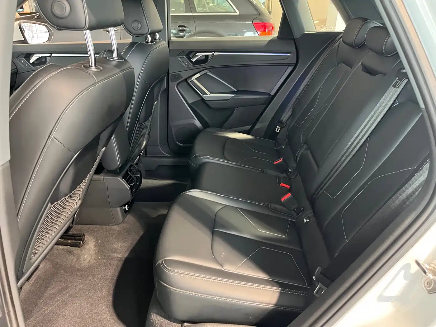 Audi Q3 2024 35 TFSI Fashion Sport фото 5