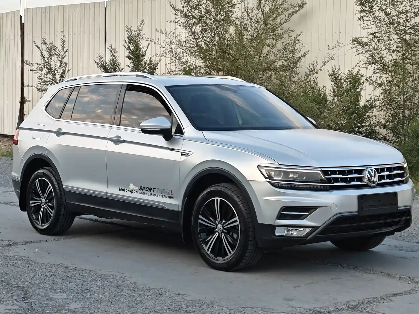 Volkswagen Tiguan L 2018 380TSI Automatic AWD Luxury Edition фото 3