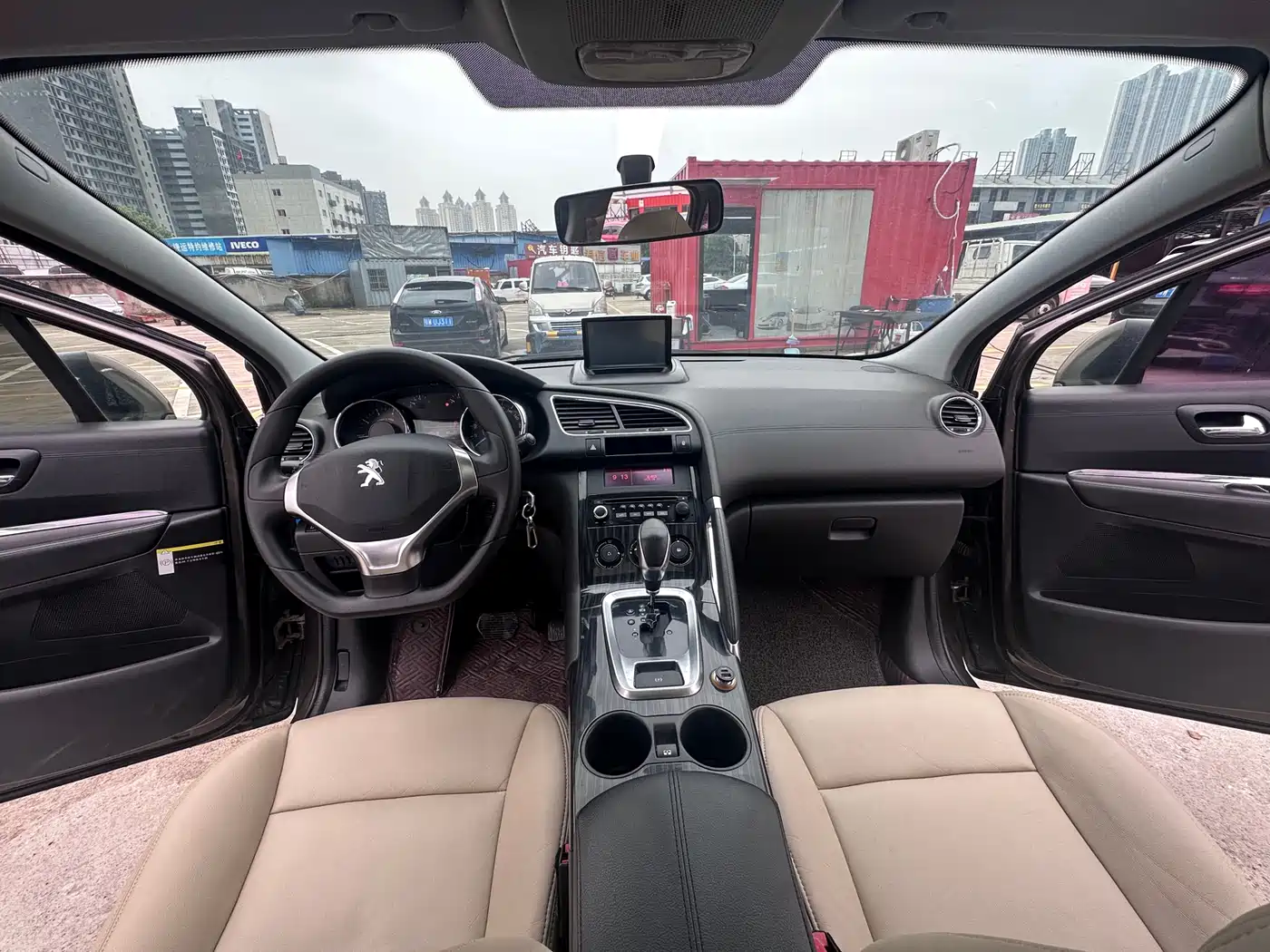 Peugeot 3008 2016 2015 2.0L Automatic Trend Edition