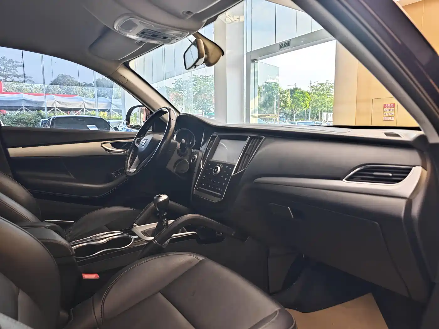 Zotye SR7 2016 2016 1.5T Manual Magic Cube Road Edition China V