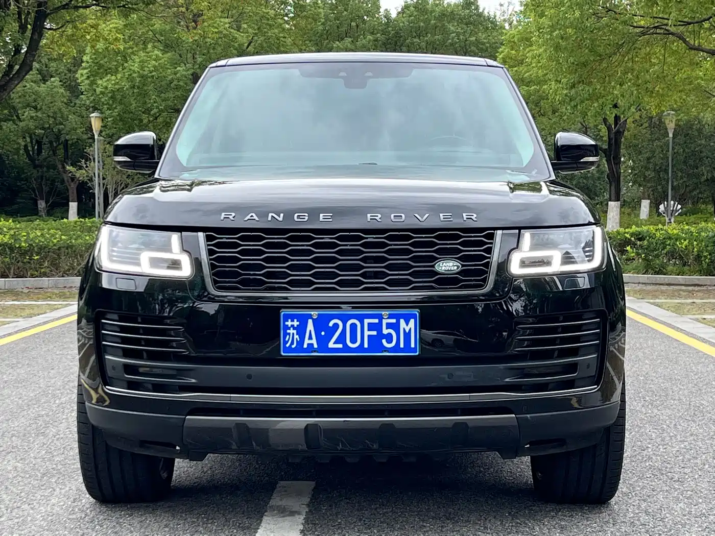 Land Rover Range Rover 2020 3.0 L6 Shengshi Edition фото 2