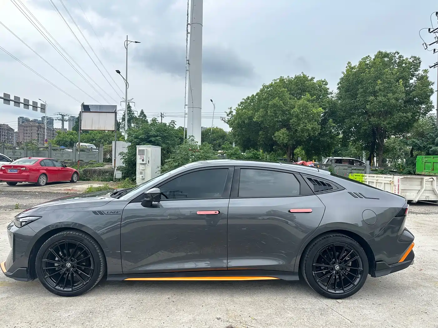 Changan UNI-V 2025 2024 1.5T Deluxe Sport