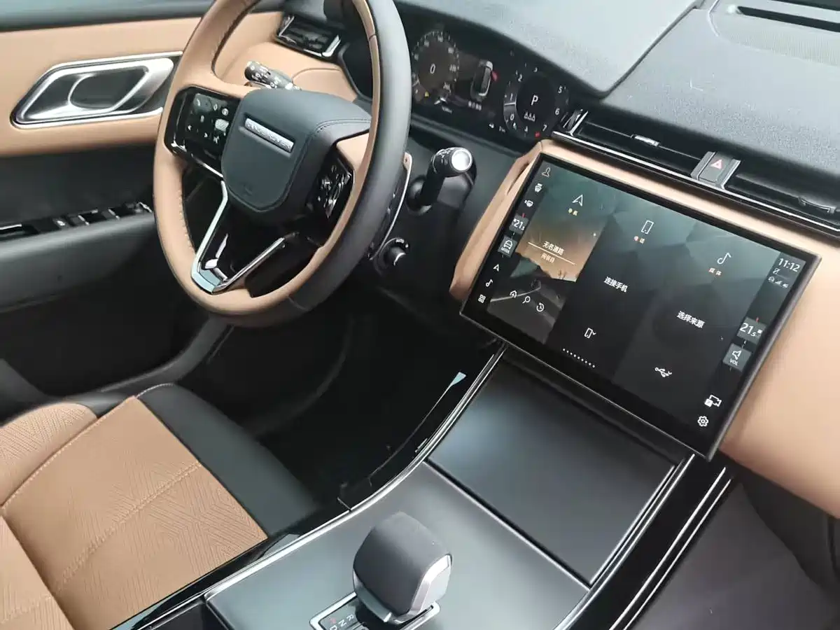 Land Rover Range Rover Velar 2025 Dynamic HSE фото 14