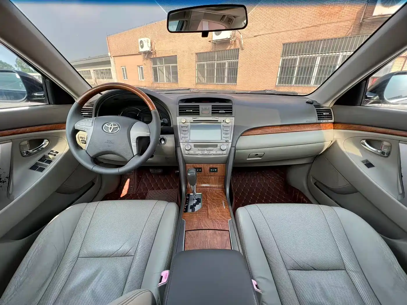 Toyota Camry 2010 200G Classic Edition фото 11