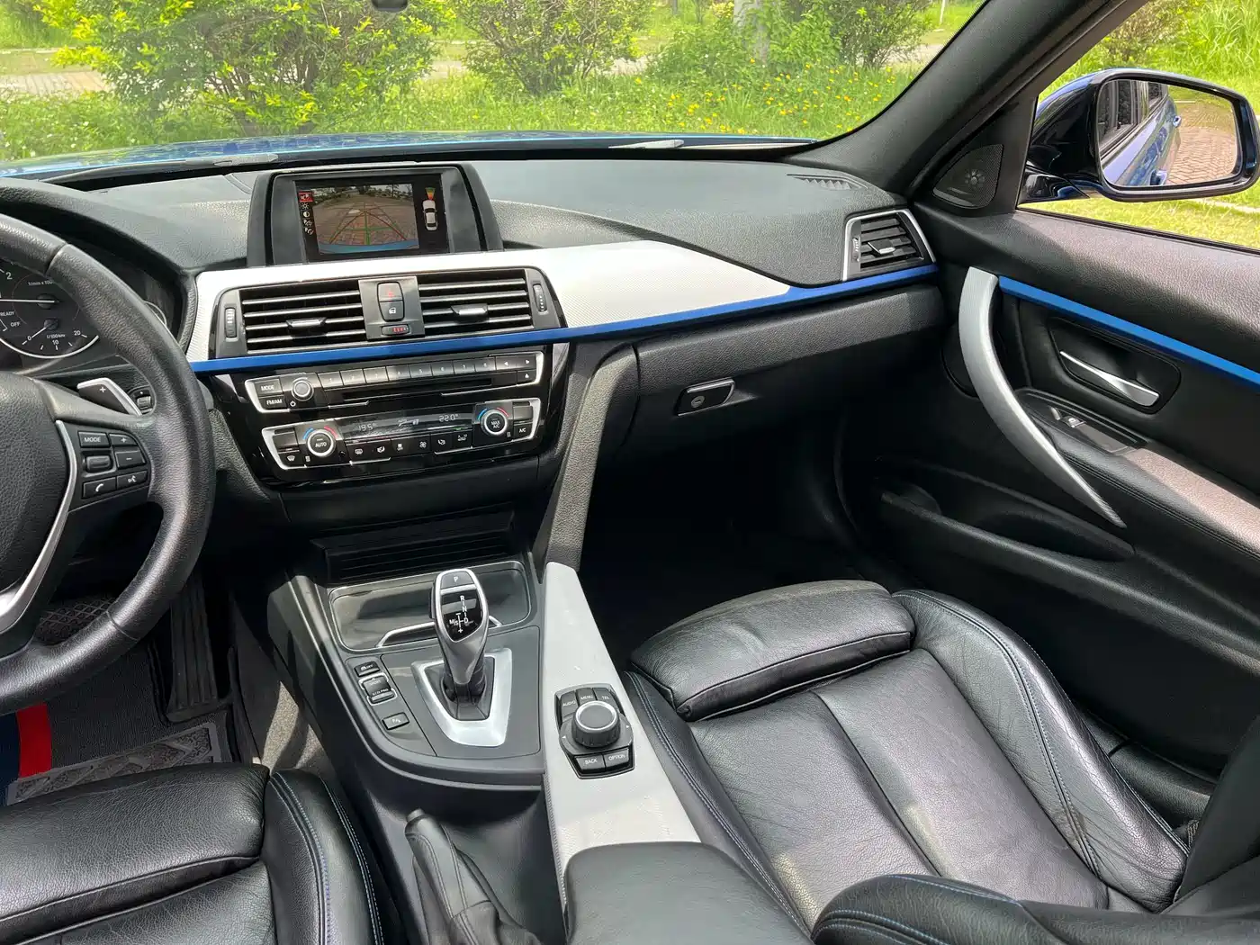 BMW 3 Series 2017 320i M Sport фото 11