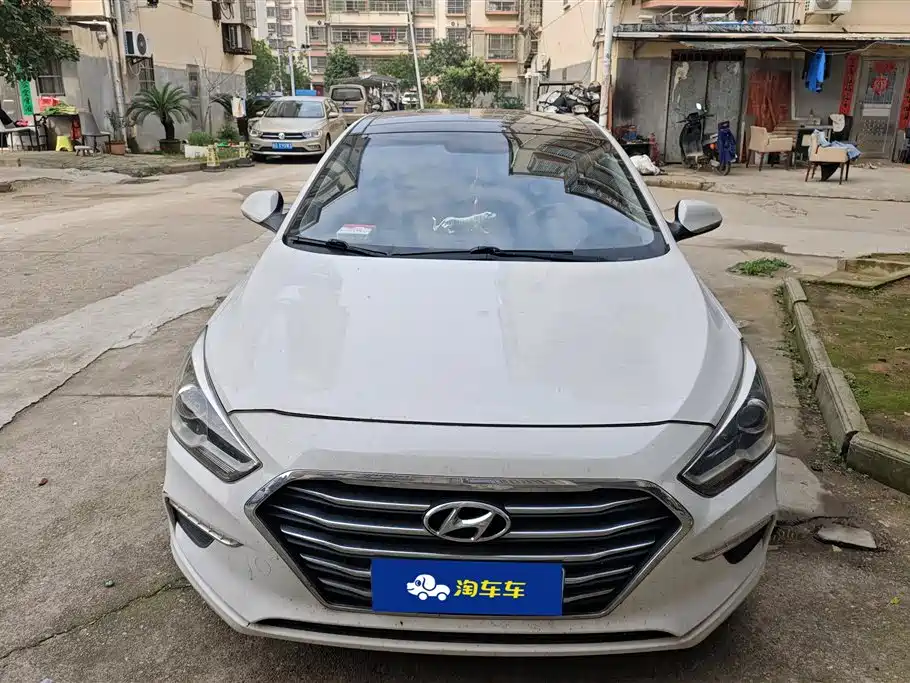 HYUNDAI NAME PICTURE