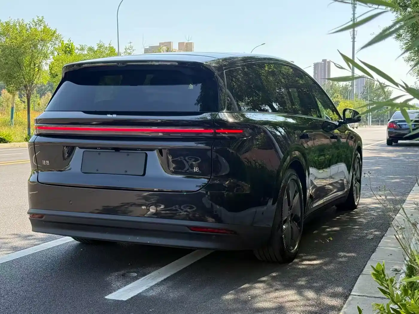Li Auto Li i8 2026 2025 Standard Edition