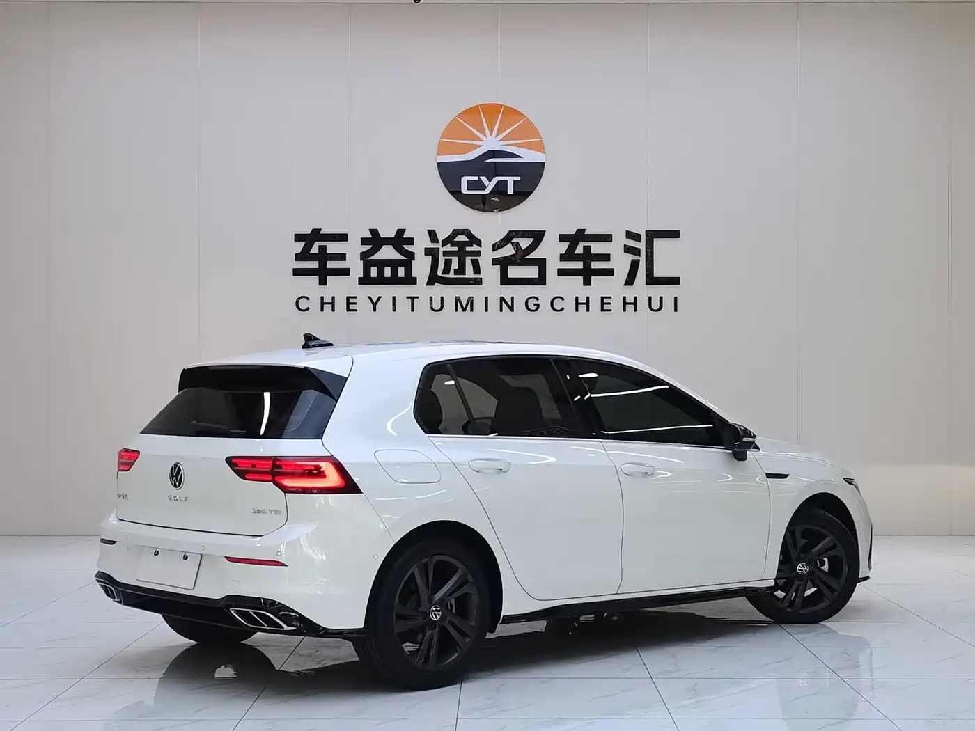 Volkswagen Golf 2021 280TSI DSG R-Line фото 6
