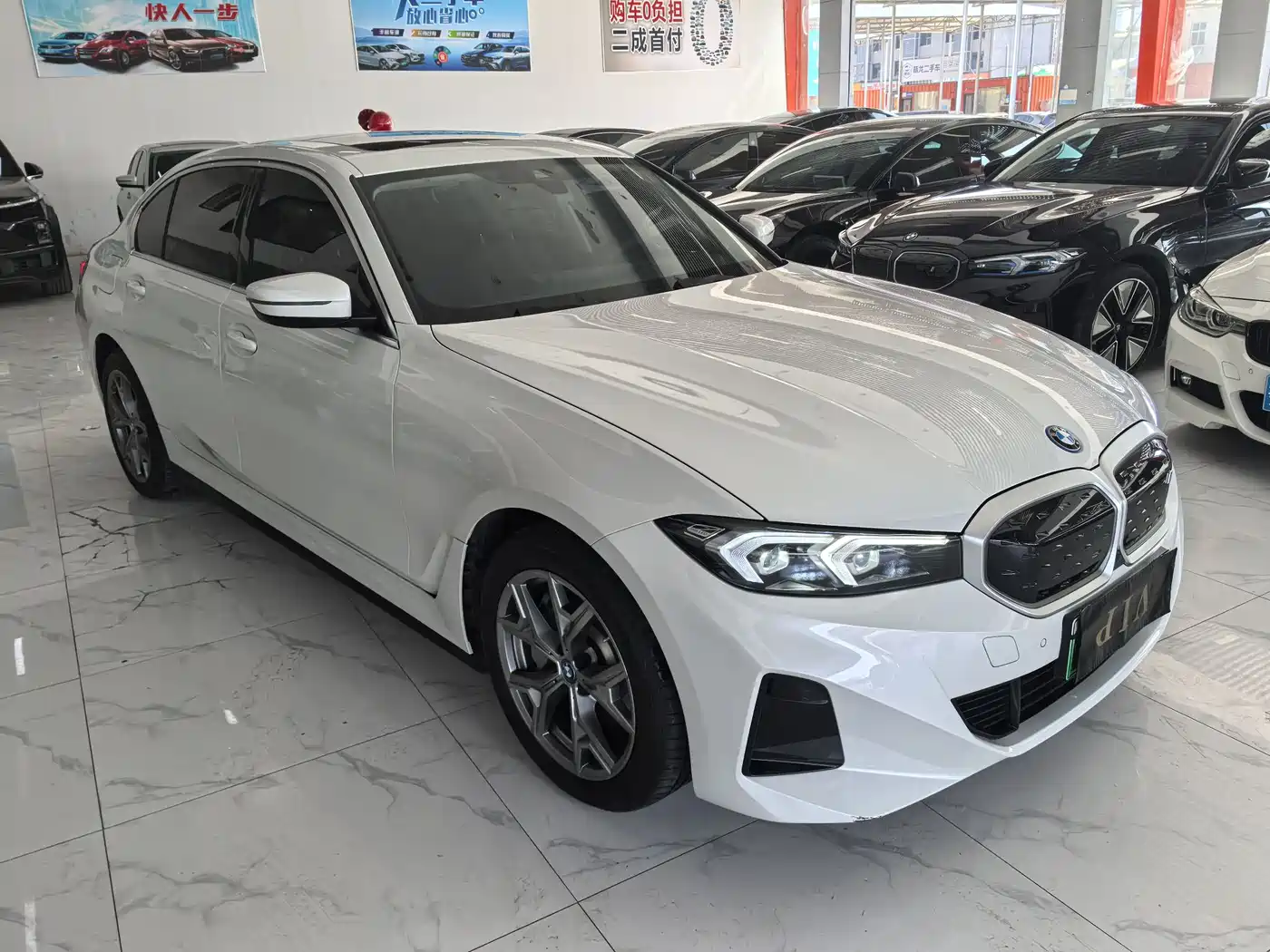 BMW i3 2024 eDrive 35 L фото 3