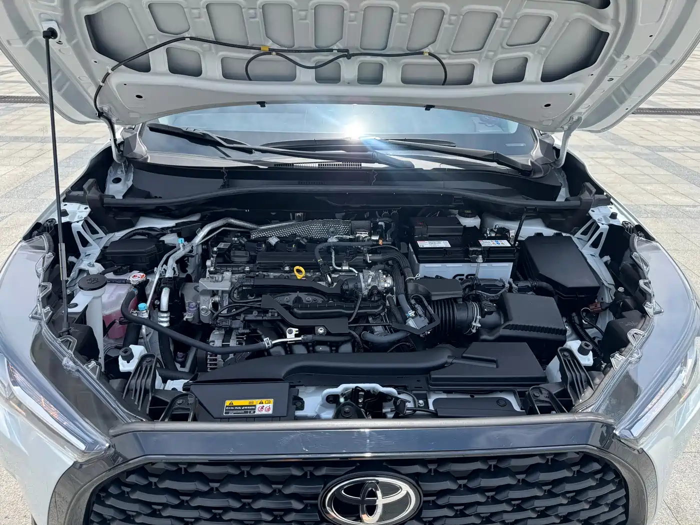 Toyota Corolla Cross 2024 Model 2.0L Pioneer Edition фото 20