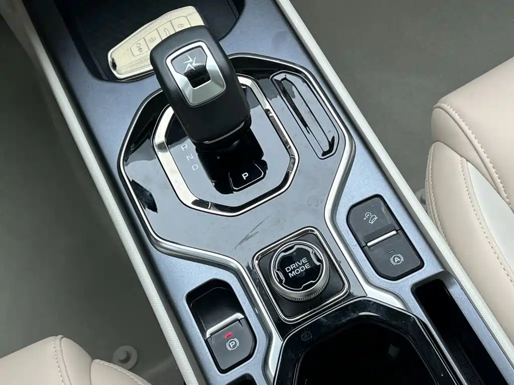 Geely ICON 2023 2023 Model 1.5TD Chocolate Deluxe Edition