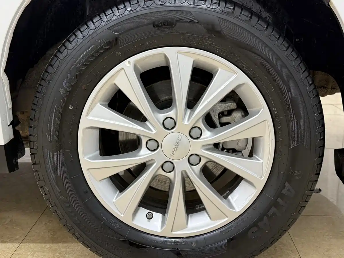 Haval M6 2023 PLUS 1.5T DCT Luxury Smart Connect фото 22