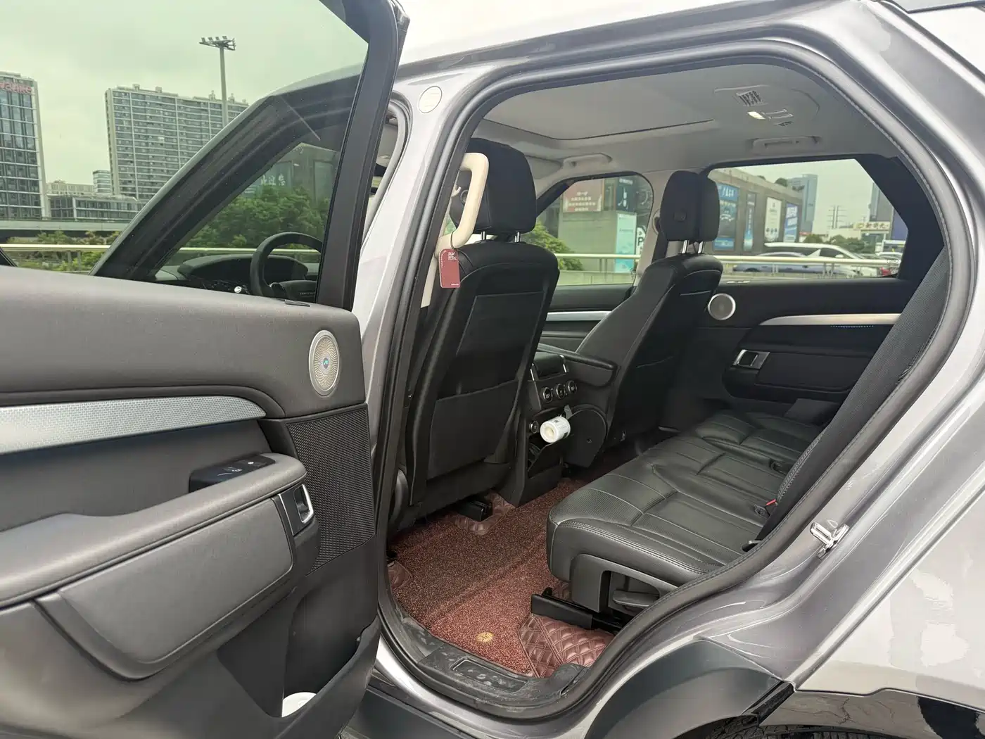 Land Rover Discovery 2020 2.0T 30th Anniversary Special Edition фото 3