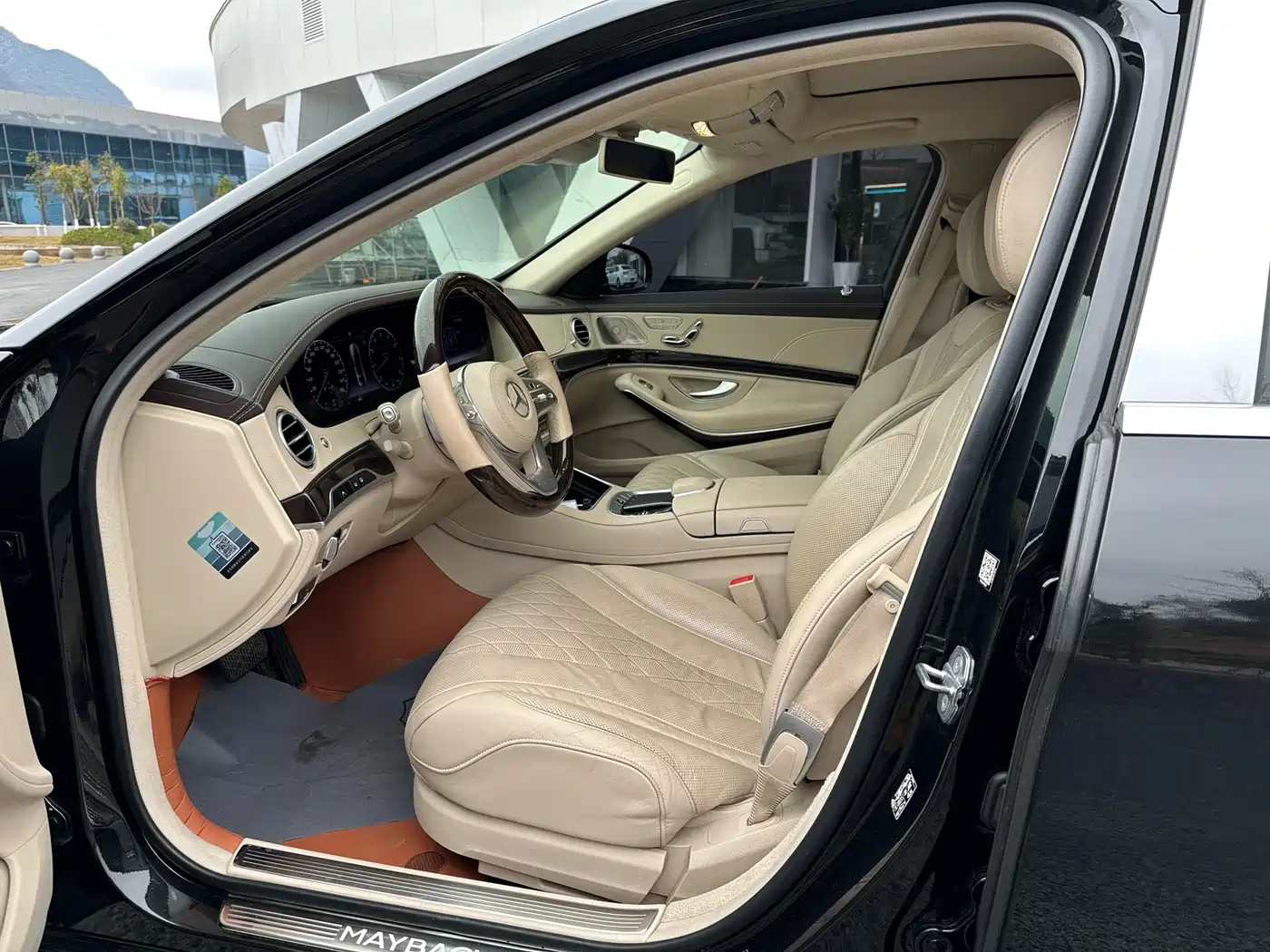 Mercedes-Benz Maybach S-Class 2020 S 450 4MATIC Collector's Edition фото 13