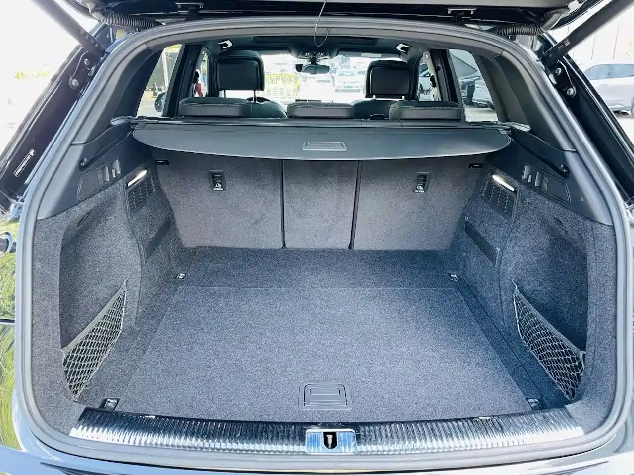 Audi Q5L 2024 Model 40 TFSI Luxury Dynamic фото 11