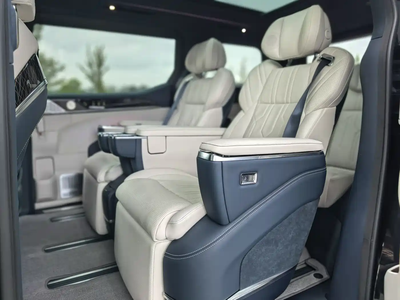 ZEEKR EXTREME KRYPTON 009