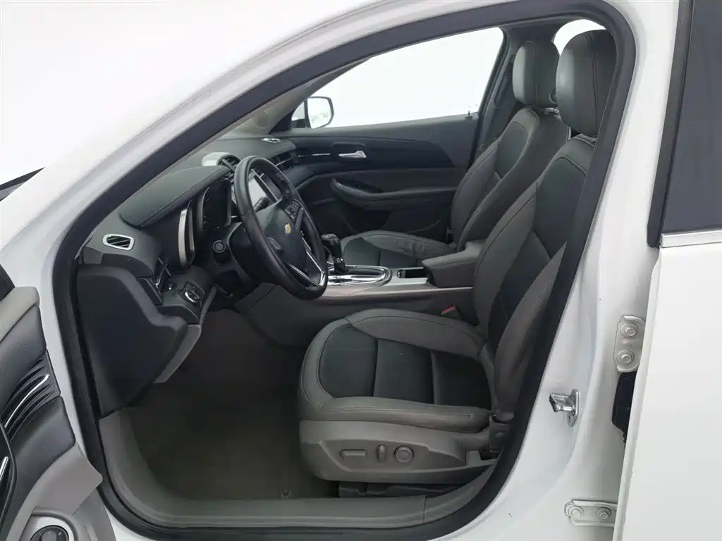 Chevrolet Malibu 2013 2.4L Automatic Luxury Edition фото 10