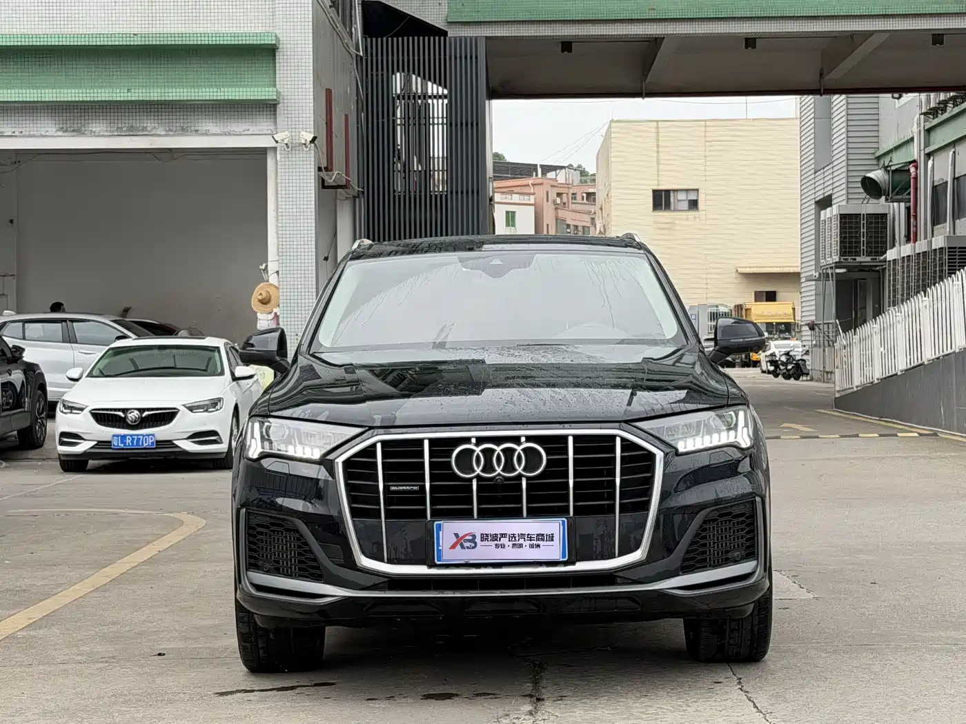AUDI Q7