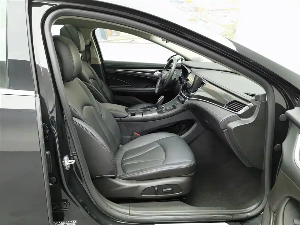 Buick LaCrosse 2020 652T Luxury фото 23