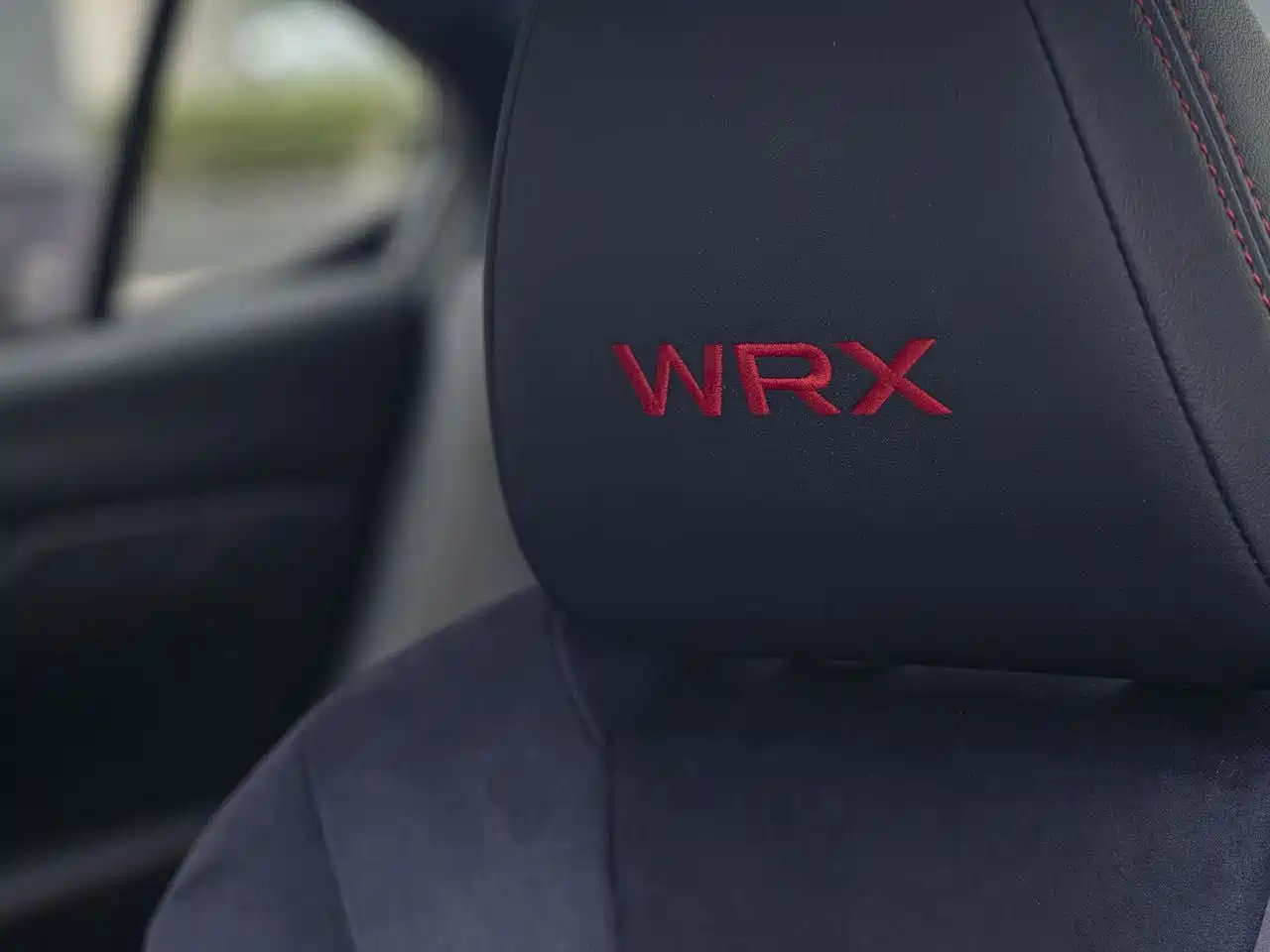 Фото 17 - Subaru WRX