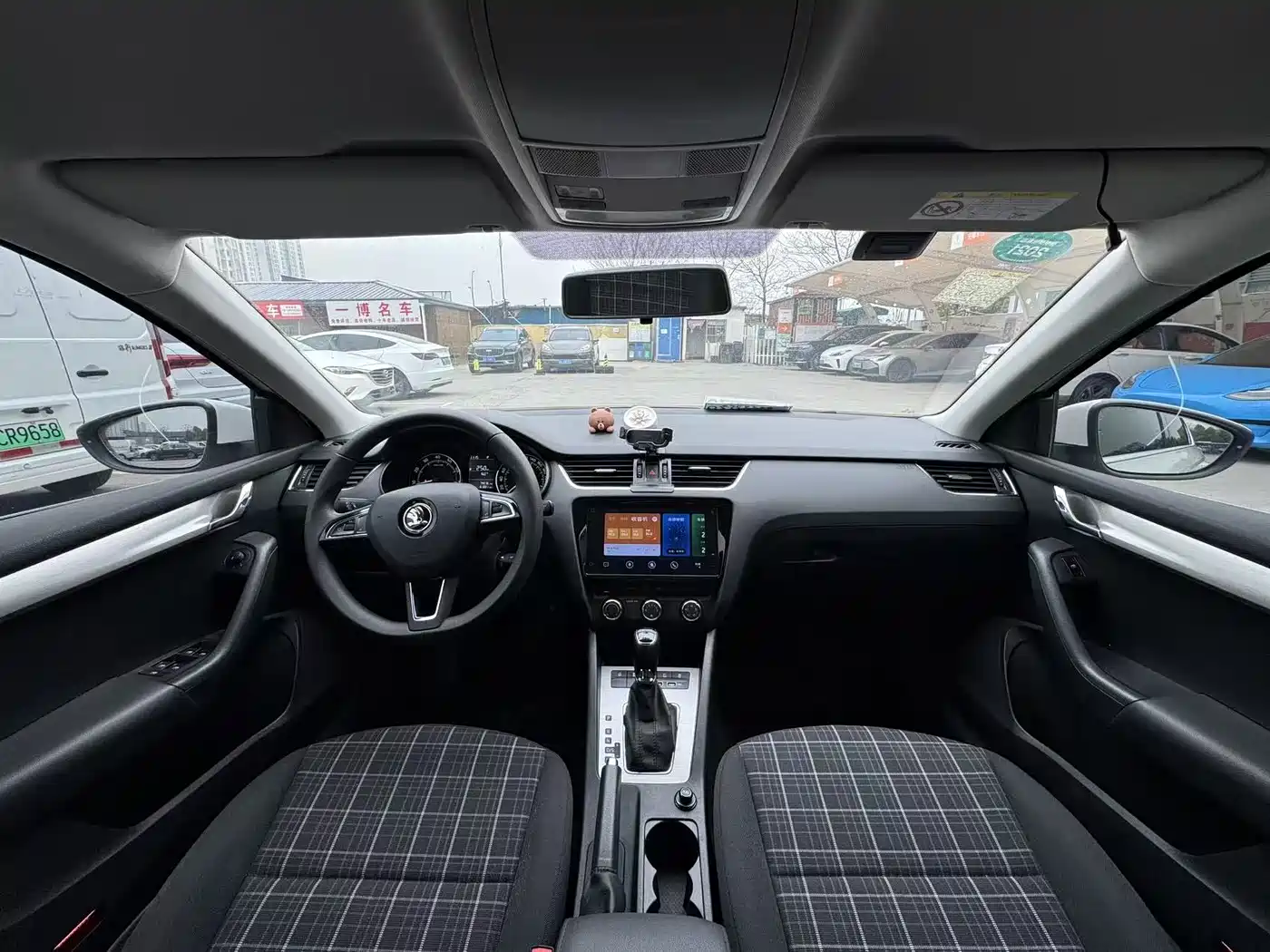 Škoda Octavia 2019 1.5L Automatic Smart Comfort China VI фото 7