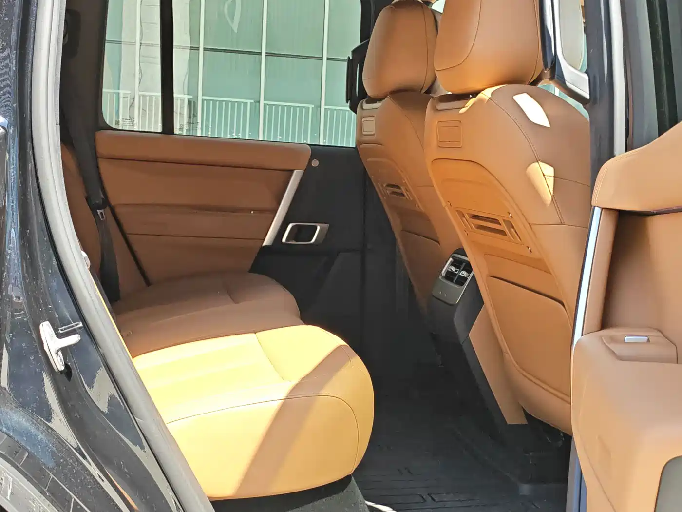 iCAR V27 2026 2026 200KM AWD Falcon 500