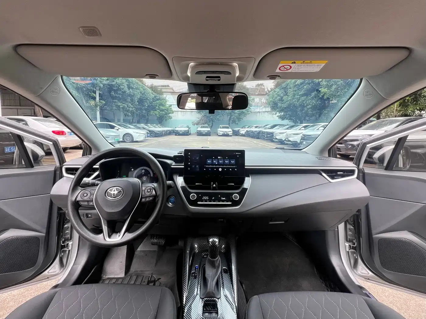 Toyota Corolla 2023 1.8L Smart Hybrid Dual Engine Pioneer Edition фото 5
