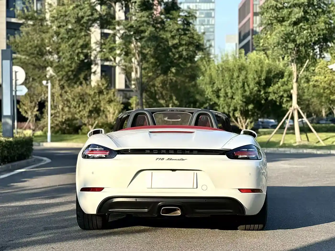 Porsche 718 2022 Boxster 2.0T фото 12