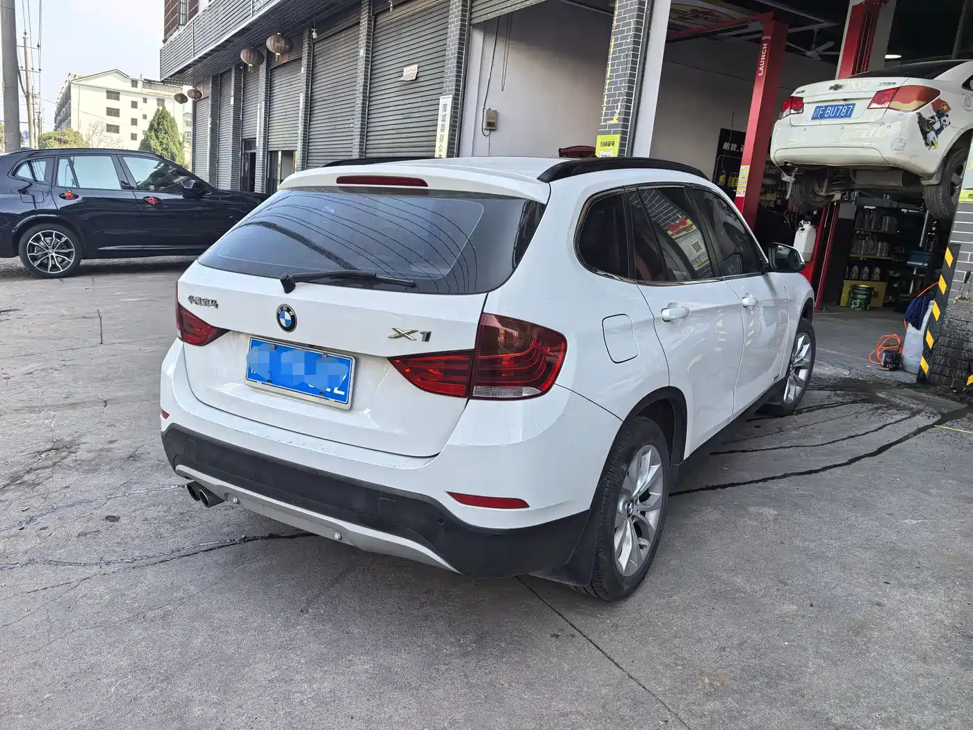 BMW X1 2014 sDrive18i Fashion Edition фото 9