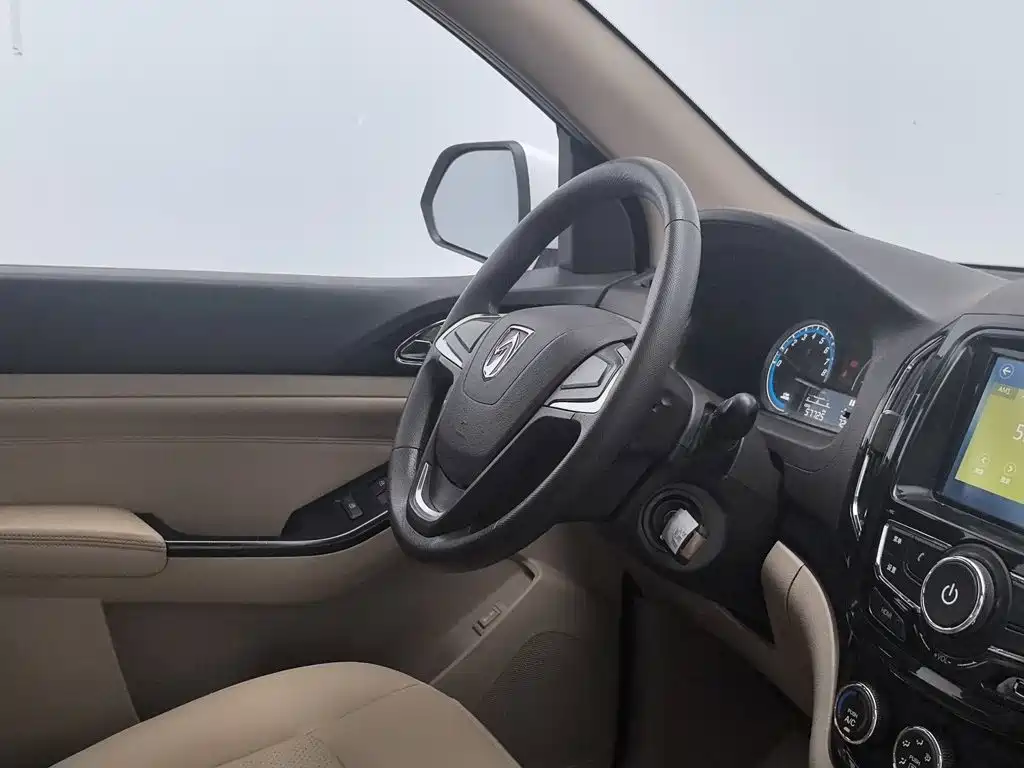 Photo 22 - Baojun 730