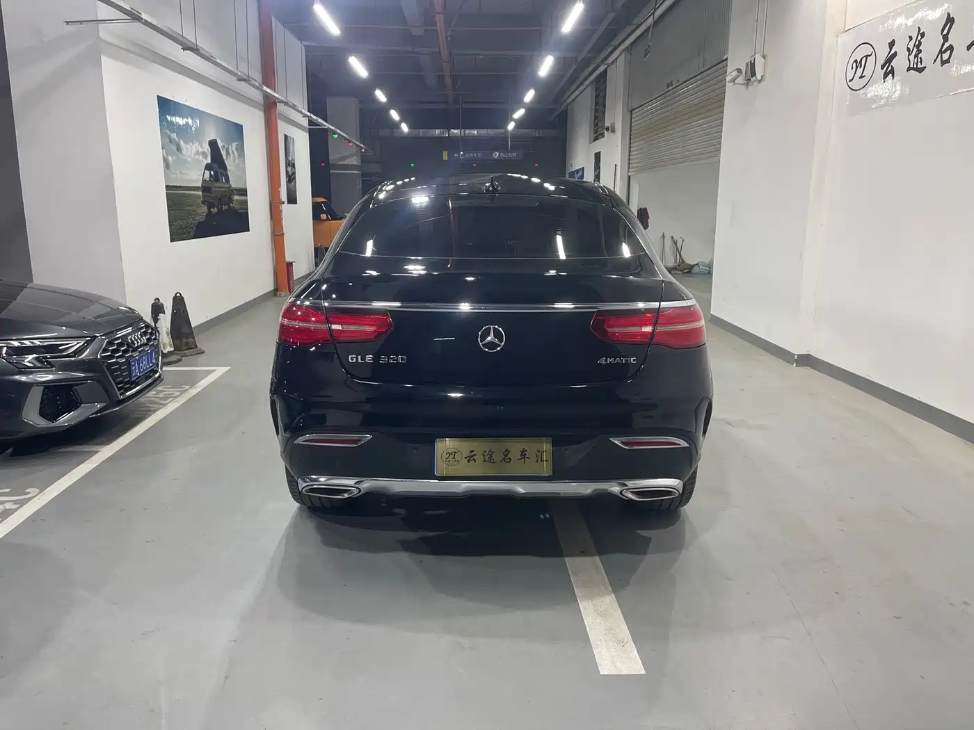 Mercedes-Benz GLE Coupe 2015 GLE 320 4MATIC Coupe SUV фото 12