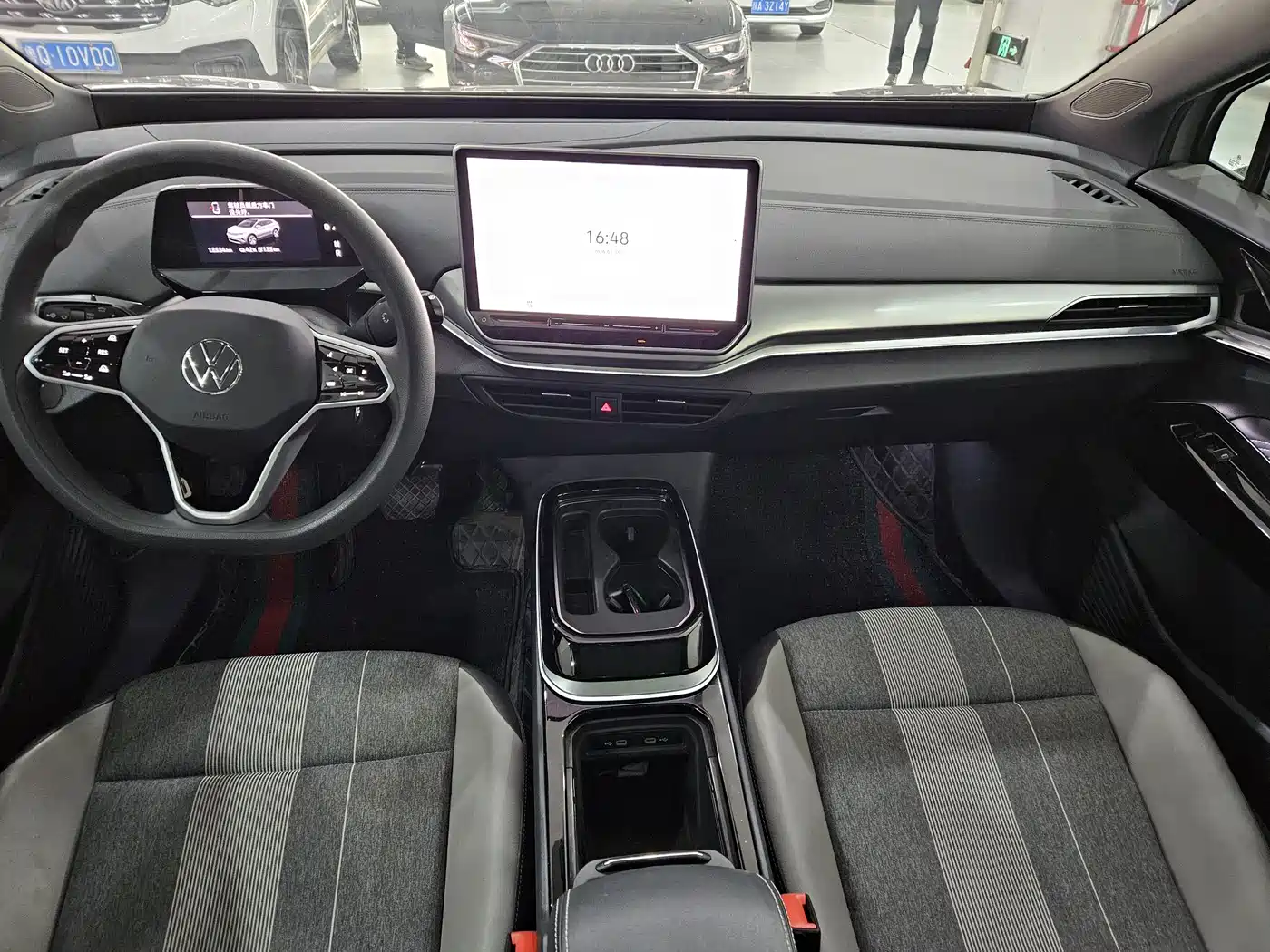 VOLKSWAGEN ID.4 CROZZ