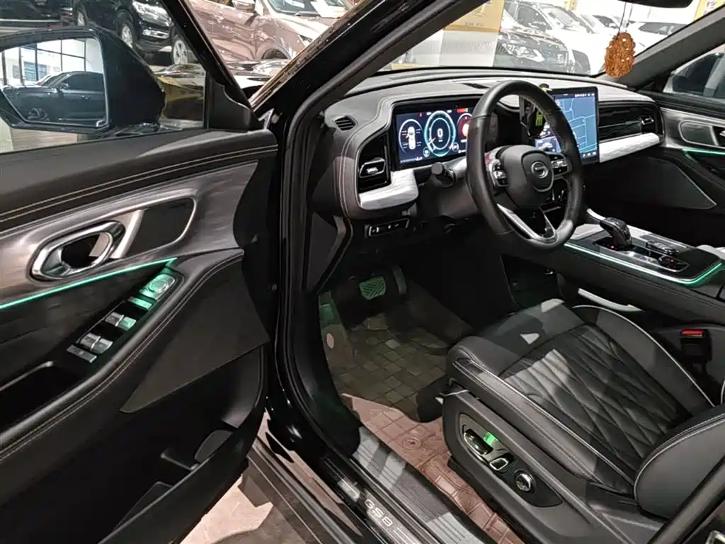 GAC Trumpchi Trumpchi GS8 2022 Pilot Series 2.0TGDI 4WD Luxury Smart Connect Edition (7-Seater) фото 16