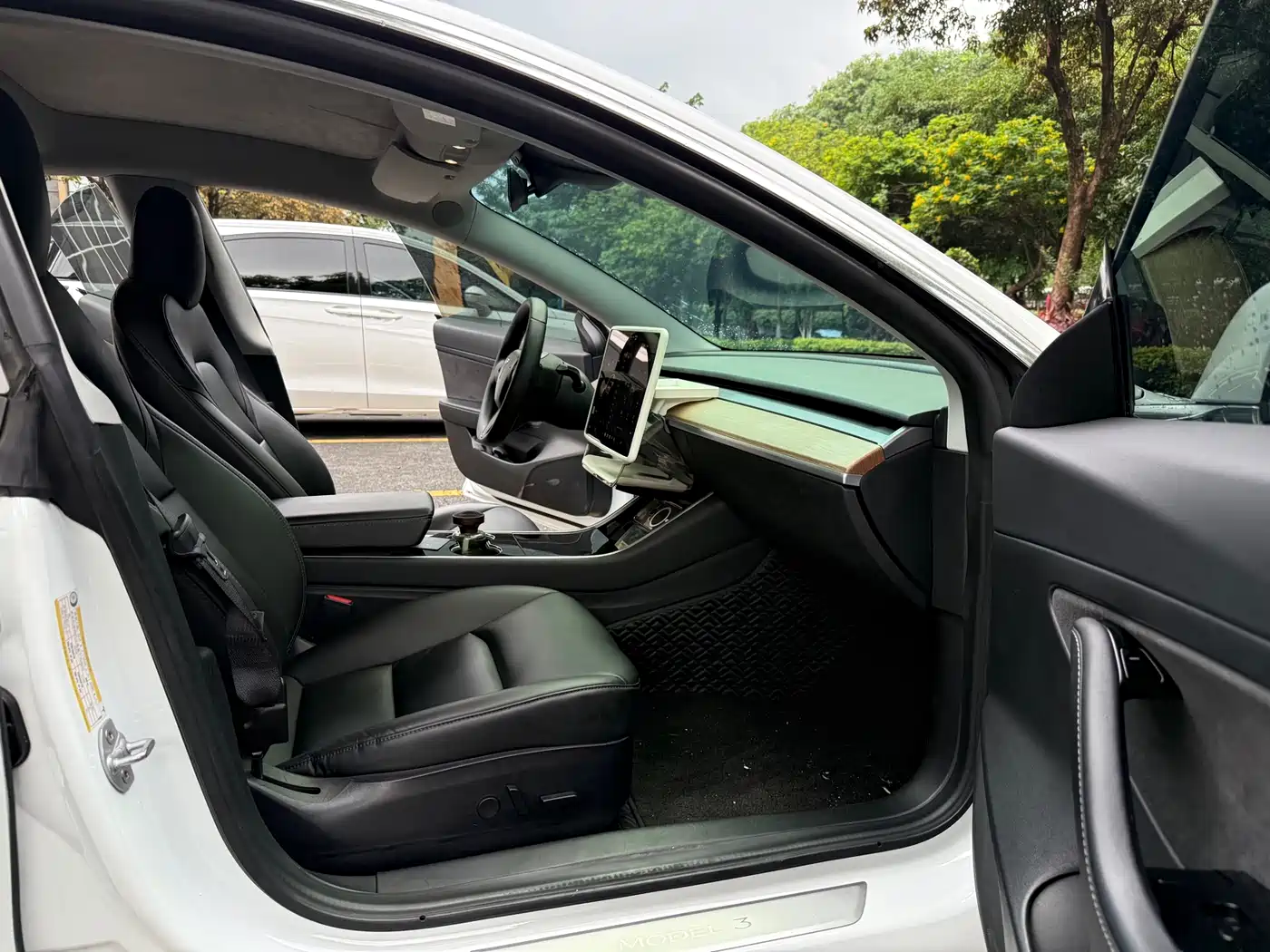 Tesla Model 3 2020 2019 Standard Range Rear-Wheel Drive Upgrade